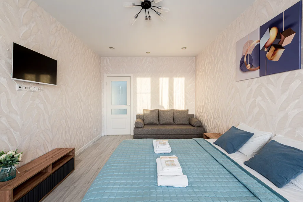 В центре у ТЦ Мега Молл, кондиционер, гостиничный сервис, бесконтактно