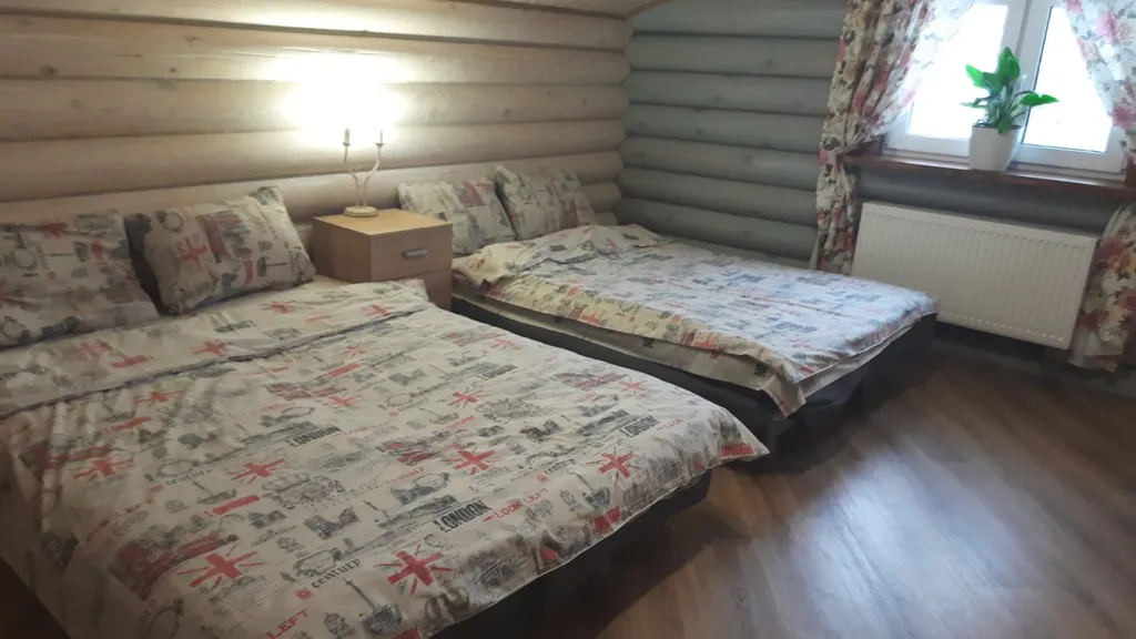 Дом из бревна с русской баней