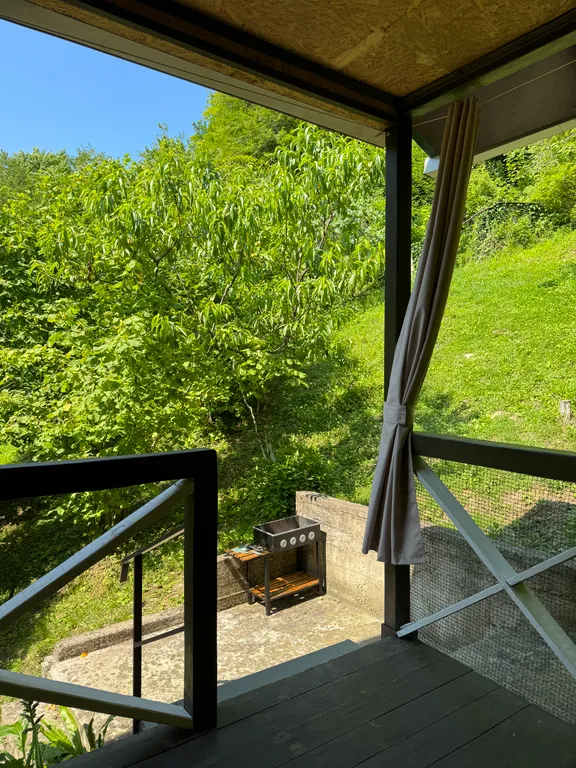 Коттедж Домик в лесу — Сочи