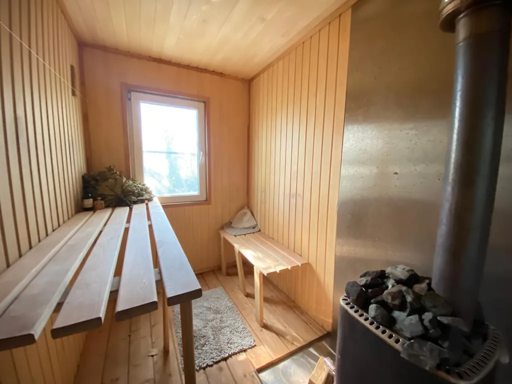 Дом на воде (Хаусбот) с баней и камином