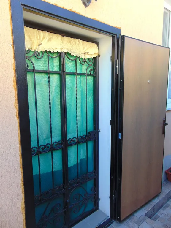 Студия Гербера – бюджетный комфорт для двоих на 1 этаже