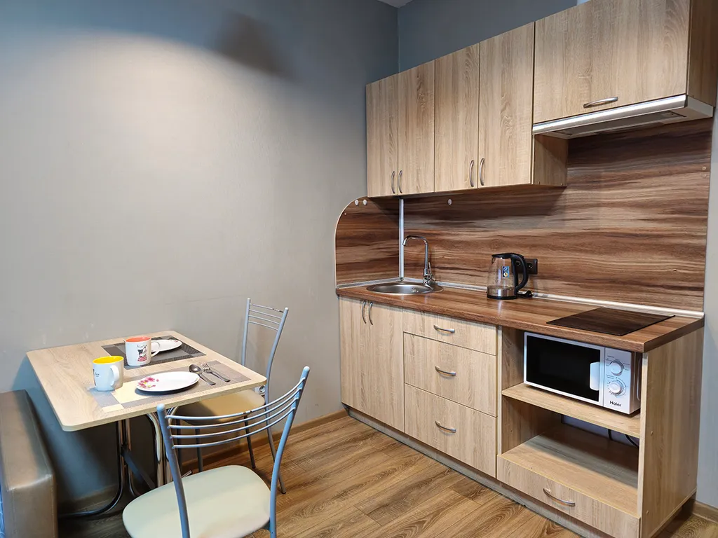 Студия рядом с предприятием Звездочка