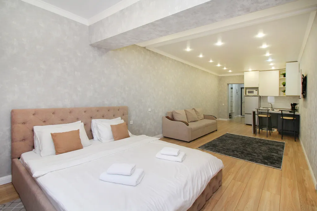 Квартира Изящная студия на Арбате — Алматы