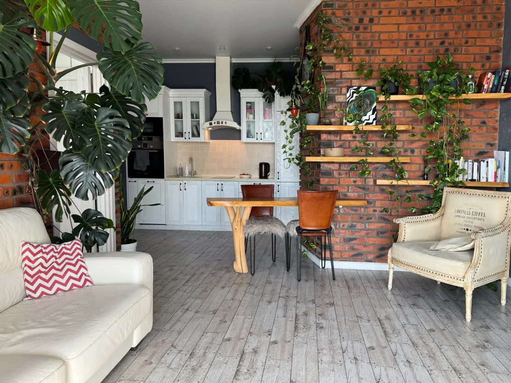 Видовая квартира c камином