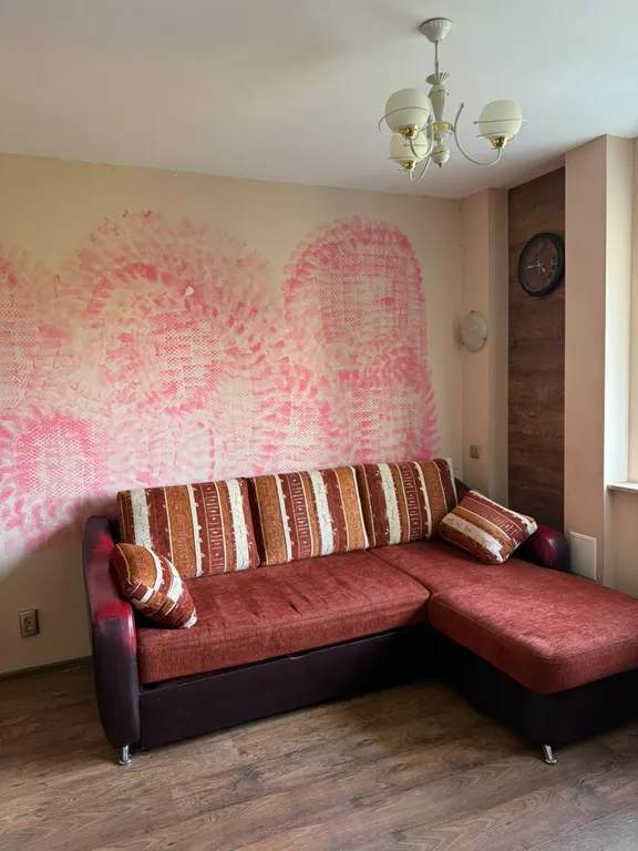 Квартира рядом с Форумом, Областная больница во дворе