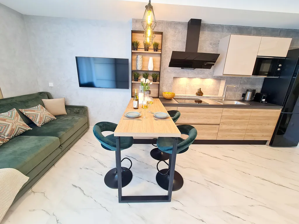 Супер-видовая квартира в Ливадии на берегу моря