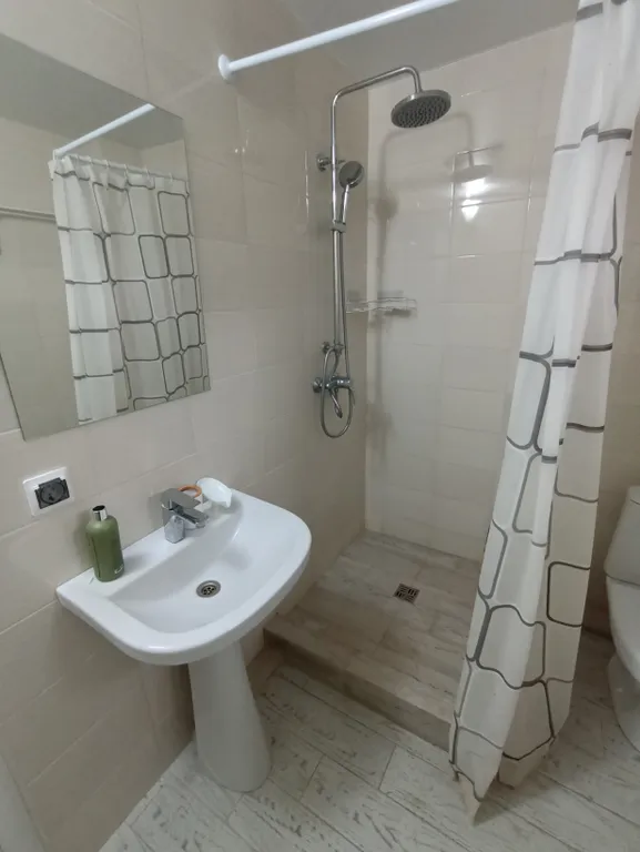 Трёхместный комфорт с кинг-кроватью