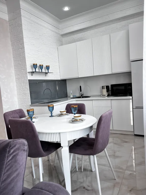 Светлая квартира у моря