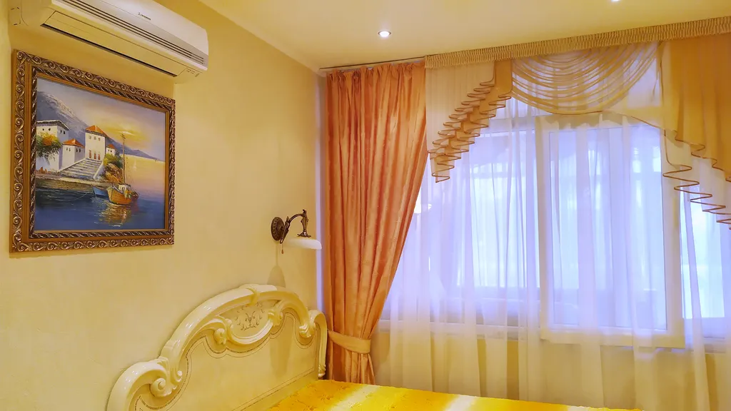 Апартамент на первой линии у самого синего Чёрного моря