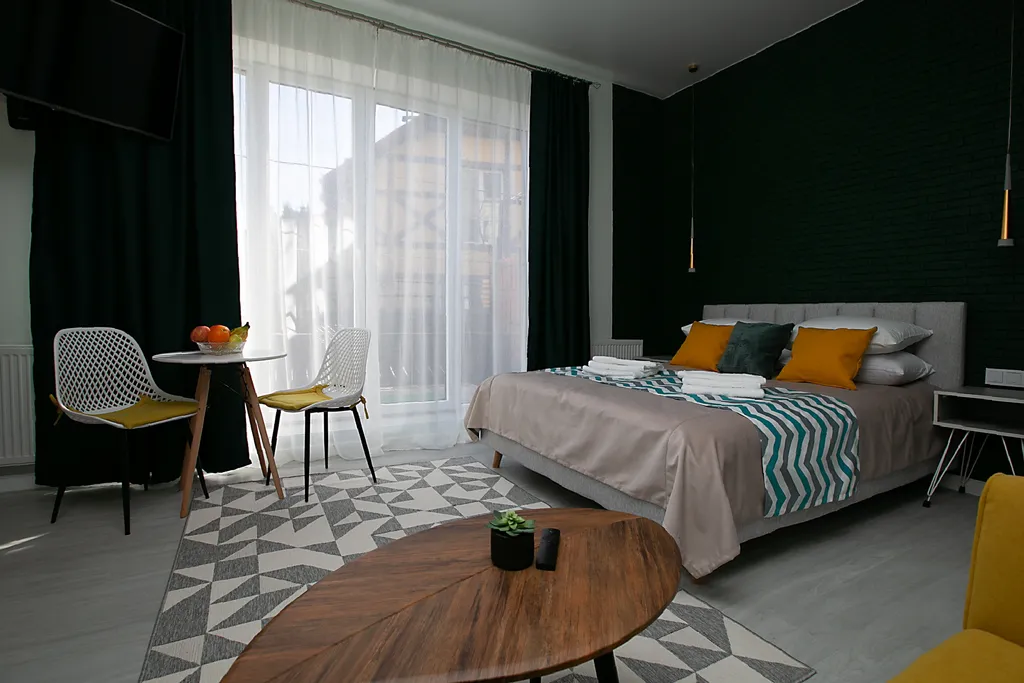 Dream - студия с кондиционером, личным двориком и барбекю