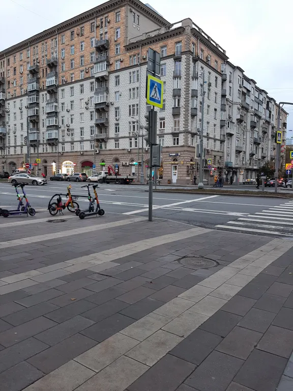 Студия в цетре просторная и удобная