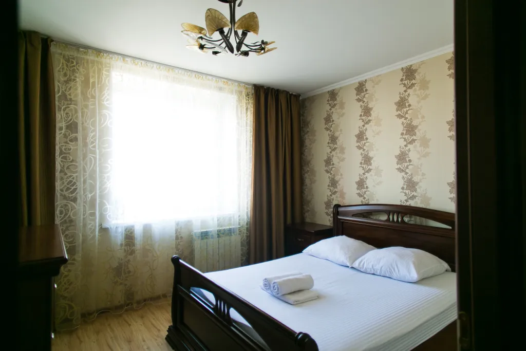 3-комнатная Квартира — аренда посуточно в Абакан