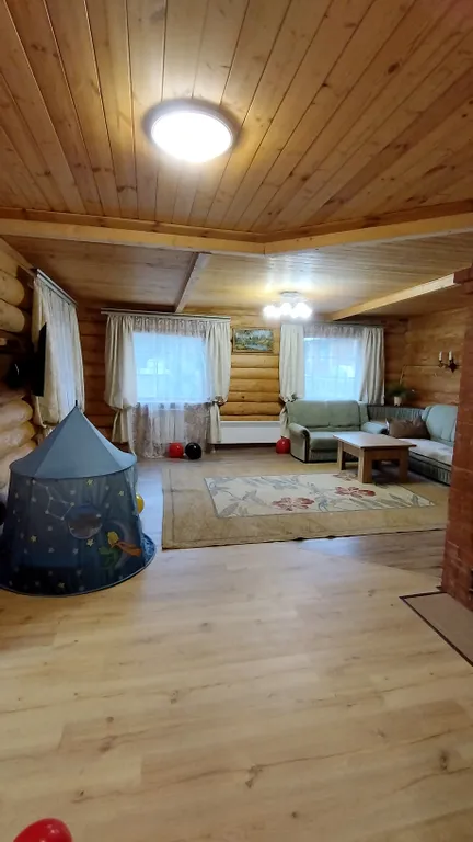 Уютный дом в тихом месте