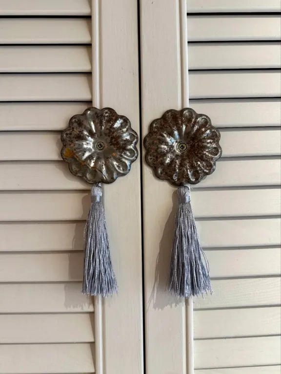 Дом в Абхазии у Черного моря (Му с цветами)