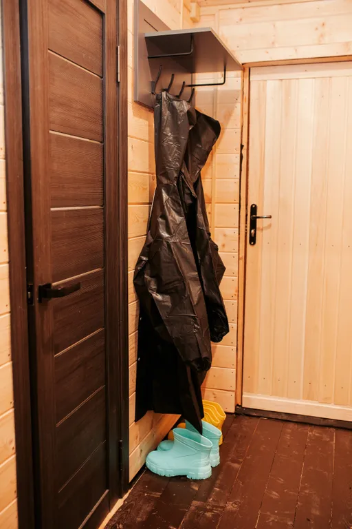 Дом на берегу озера Селигер