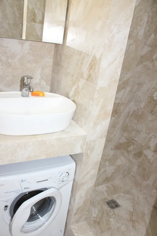 3х комнатная квартира 1-я линия с балконом и видом на море Крым Ялта Гаспра