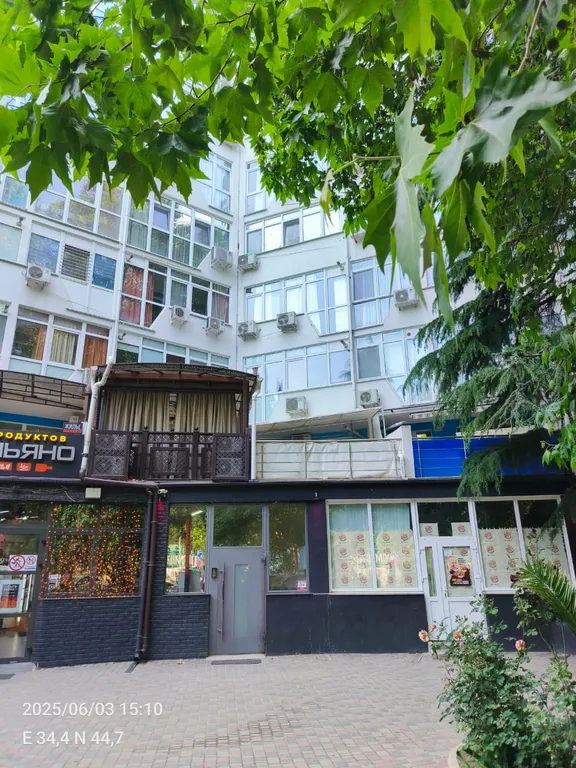 Квартира с видом на горы и море