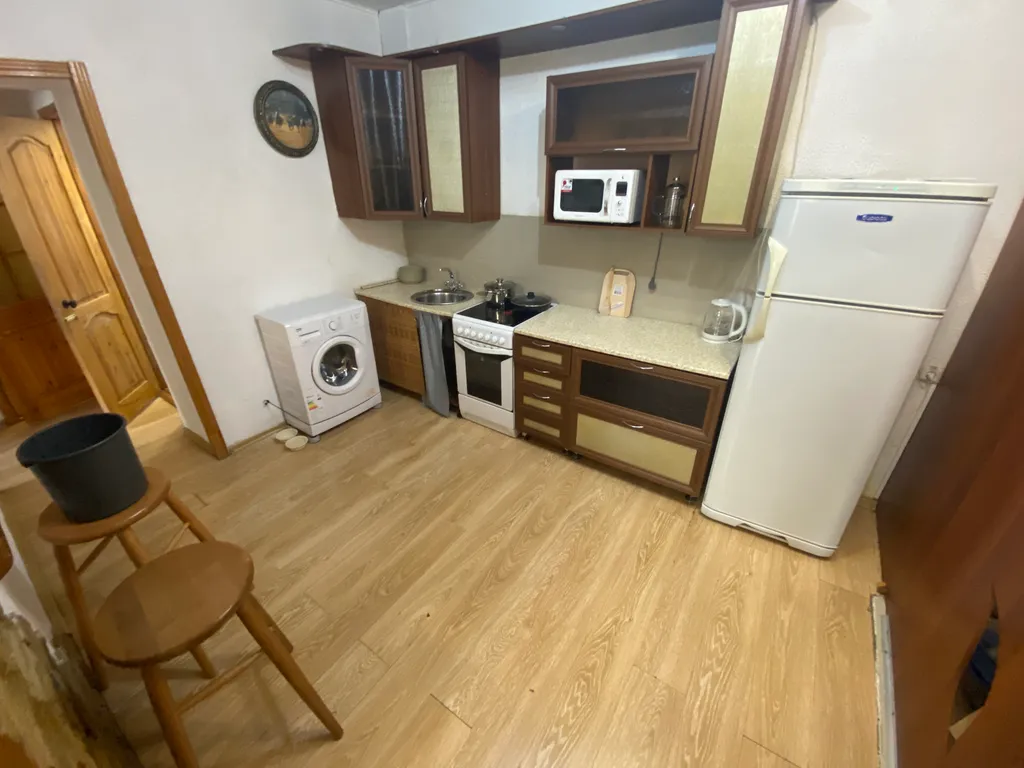 Комфортная трехкомнатная квартира возле Академии Здоровья