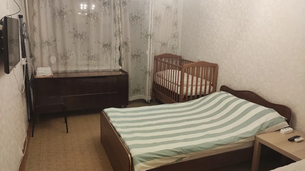 Двухкомнатная квартира в центре — аренда посуточно в Шахты