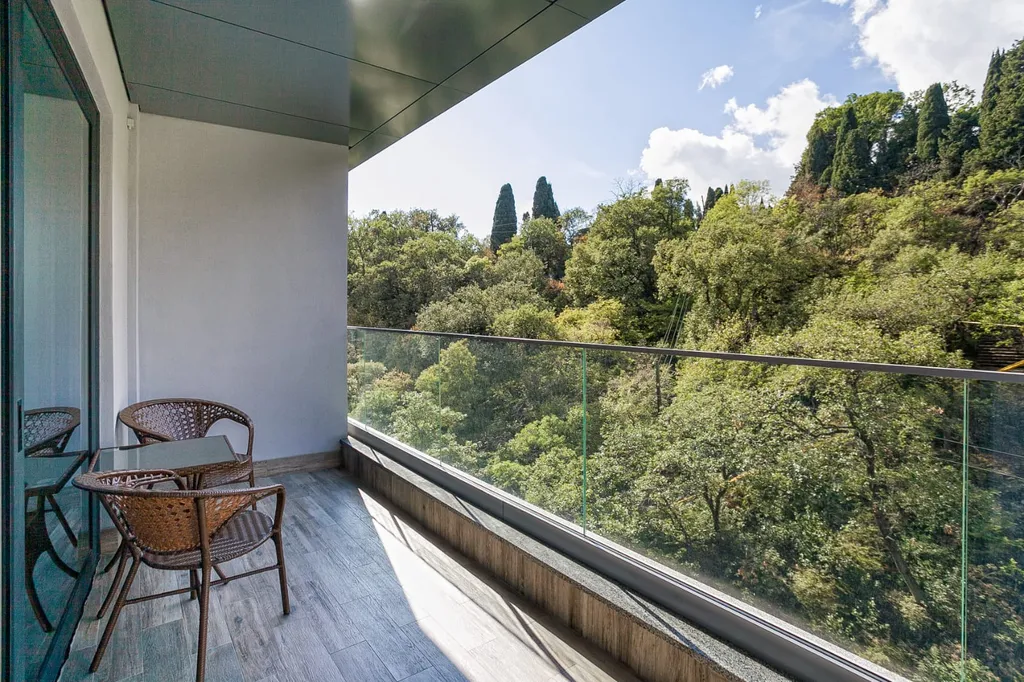 Квартира Студия в парке с террасой — аренда посуточно в Ялта