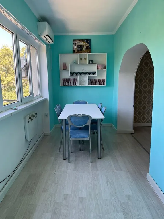 2-комнатная квартира с видом на море и горы