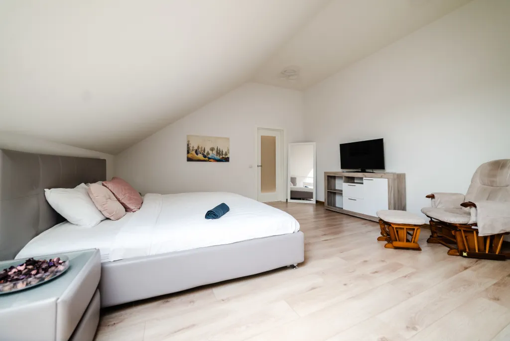 Коттедж Дом с бассейном и сауной — Горки-2