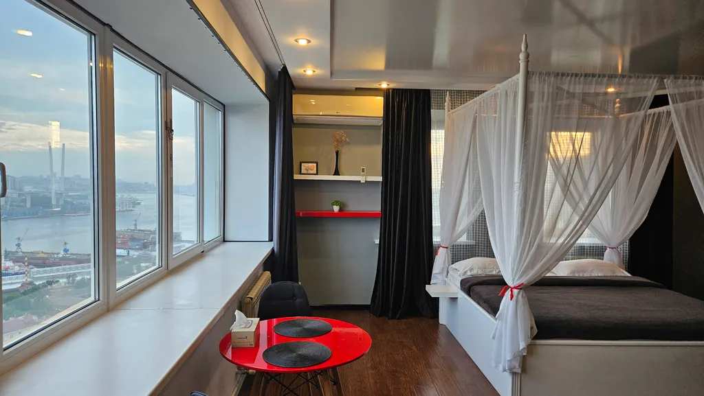 Квартира Студия Гранат с видом на море без кухни — аренда посуточно в Владивосток