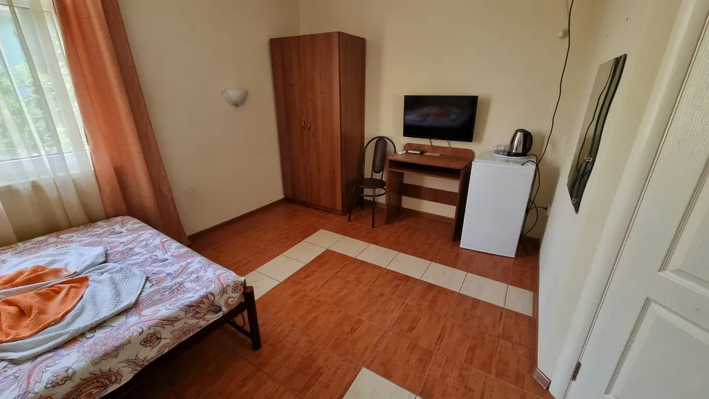 №1 двухкомнатный номер на 4-х человек