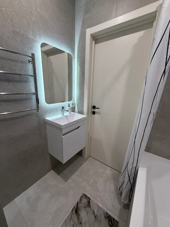 Уютная и современная квартира в стиле лофт в новостройке