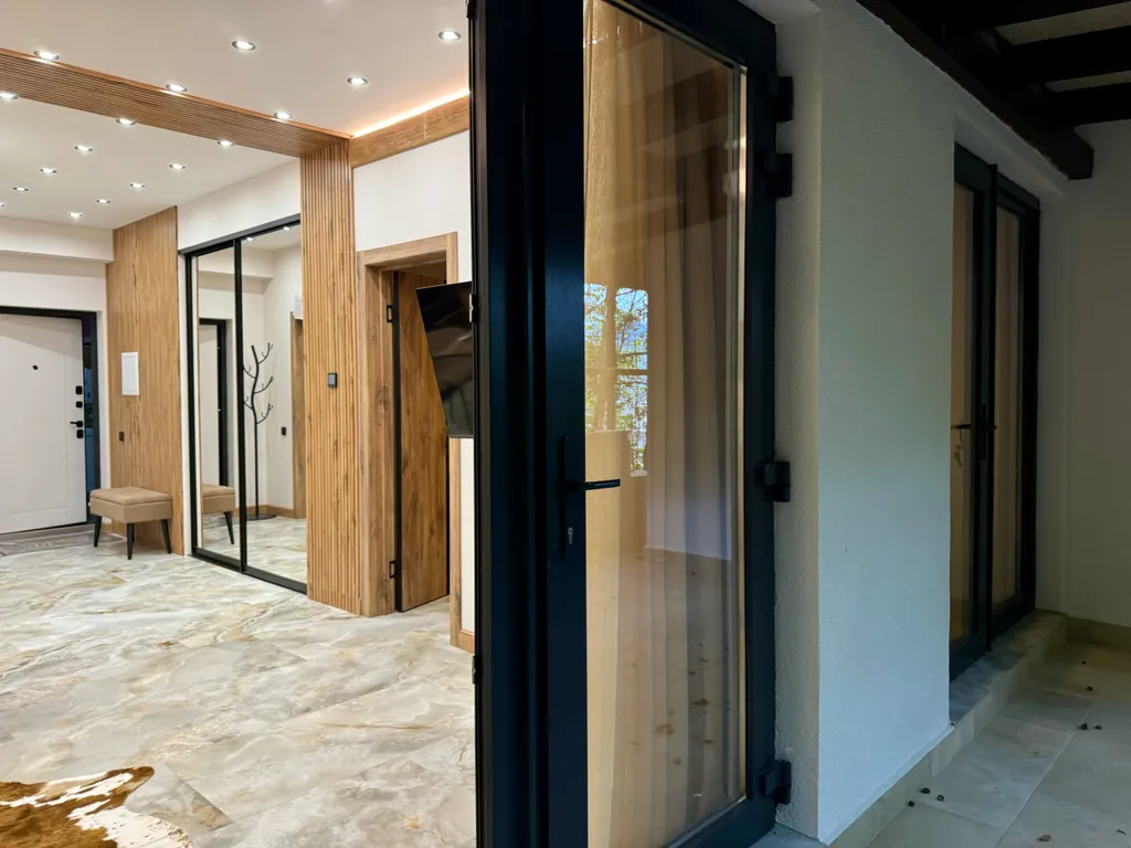 Апартаменты Хьюго, уединенная терраса в лесу