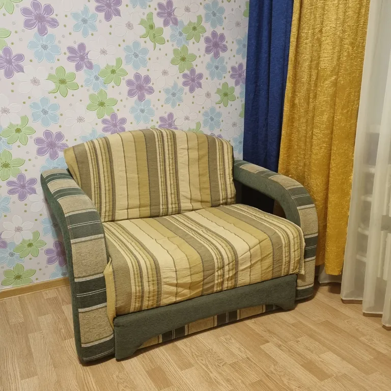 Большая двушка напротив ТРК МегаГринн