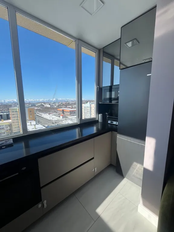 Теплая солнечная квартира с видом на вулканы, горы, бухты и город — аренда посуточно в Петропавловск-Камчатский