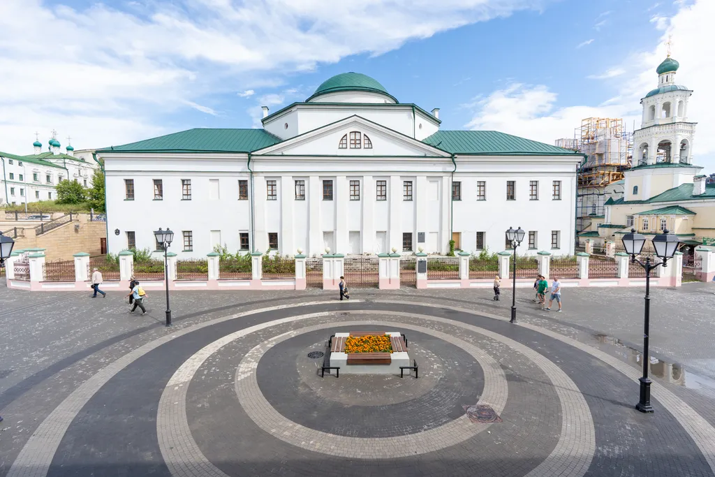 Квартира у Кремля с парковкой с 2 спальнями