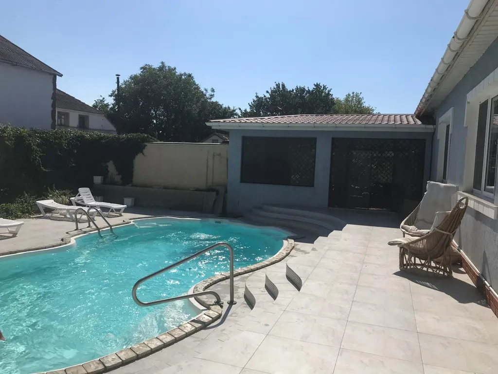 Квартира Квартира Двухместный номер люкс в "Райском уголке" — Стерегущее