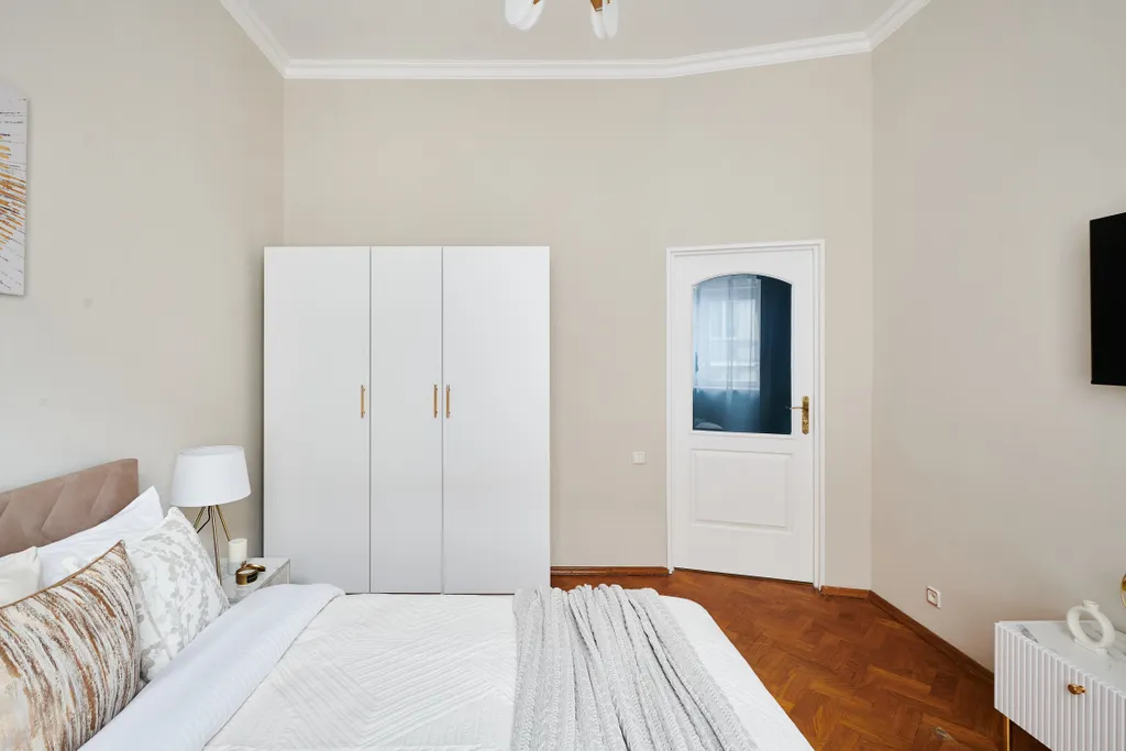 Квартира Трехкомнатная квартира с камином у стен Кремля — Москва