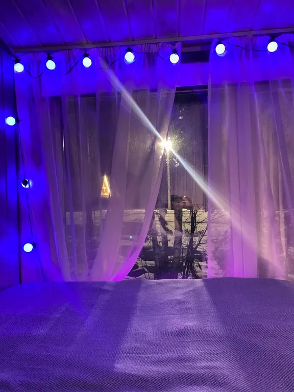 Душевный домик с баней в лесу