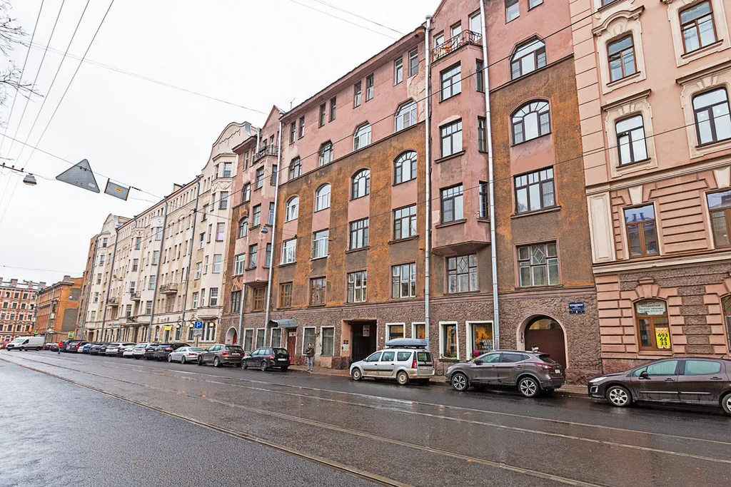 Двухуровневая студия в 2х минутах ходьбы от метро Петроградская