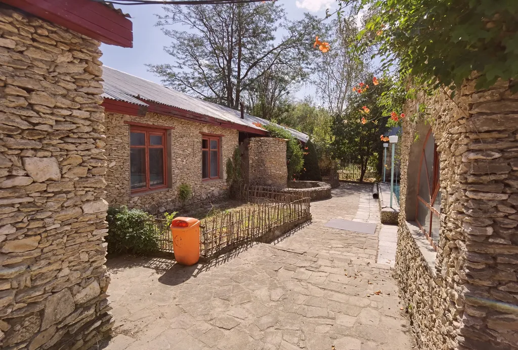 Уютный домик с баней на территории Тихого пруда