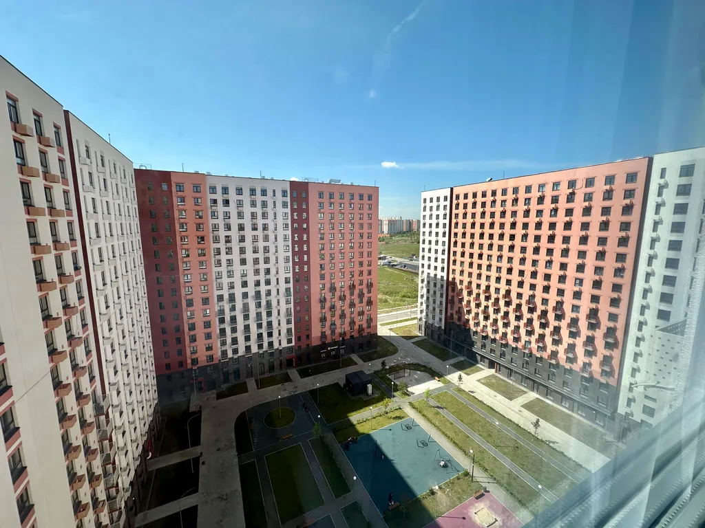 Студия на высоком этаже с ванной