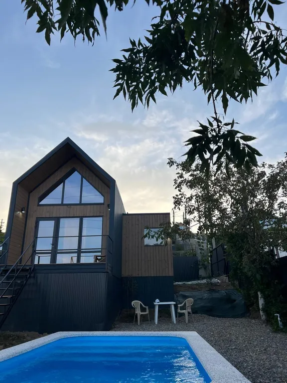 Домик с сауной и теплым бассейном в Новороссийске|ТеремШато