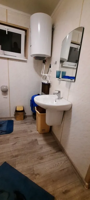 Коттедж с собственной территорией, большой беседкой и мангальной зоной