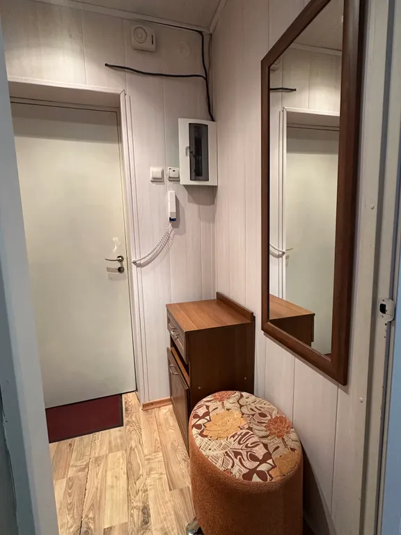 Двухкомнатная квартира, удаленный центр