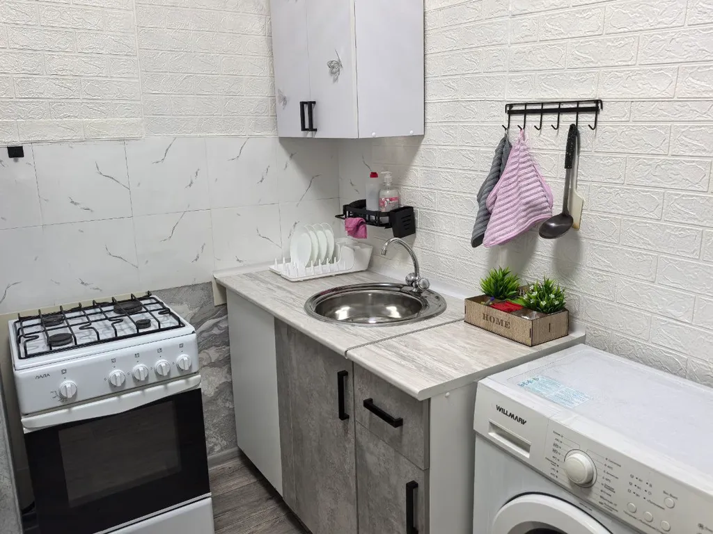 Квартира с дизайнерским ремонтом рядом с набережной Ангарска