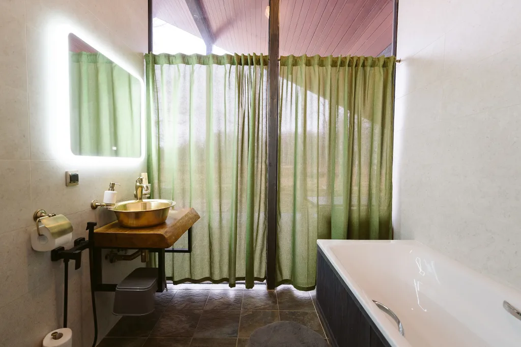 Домик с камином и кондиционером