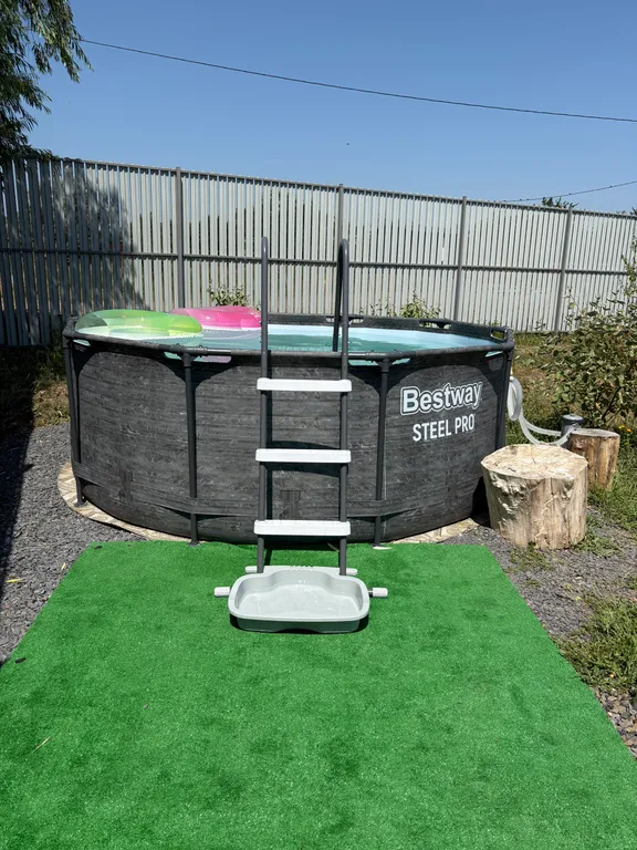 Дача у реки