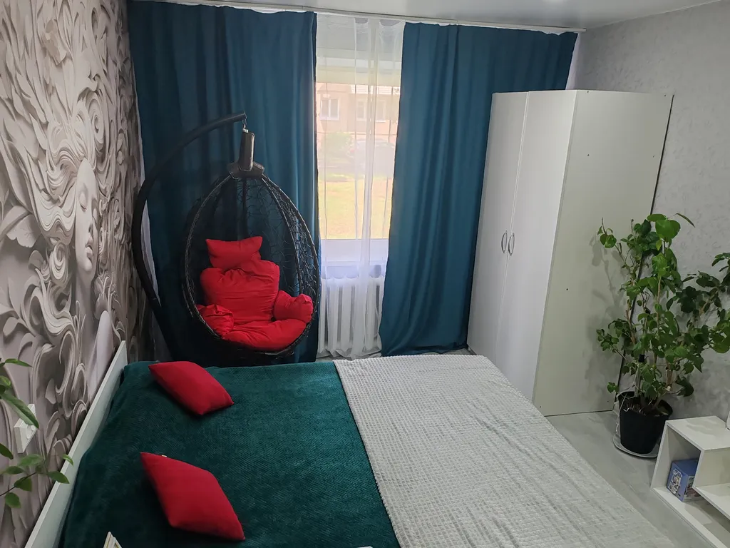 Светлая и уютная квартира в пяти минутах от площади Победы