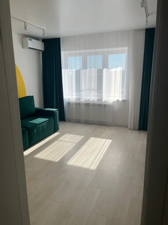 Новая стильная уютная квартира