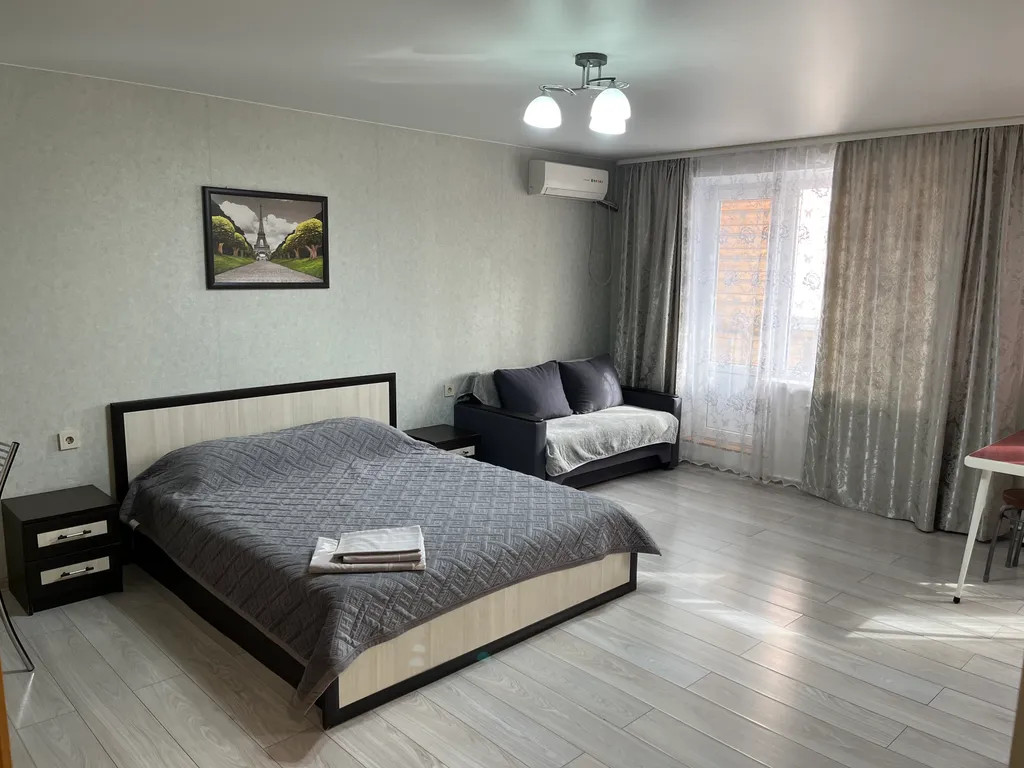 Квартира-студия в центре города рядом с гост.Ахтуба — аренда посуточно в Волжский