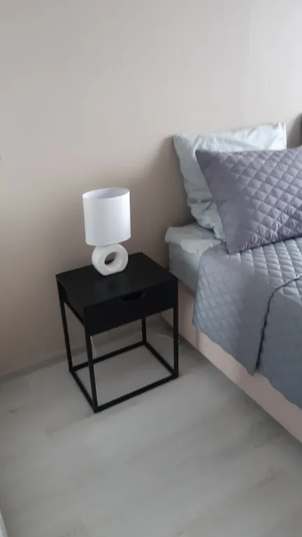 Уютная 2-х ком.кв. для гостей города в красивой парковой зоне у озера