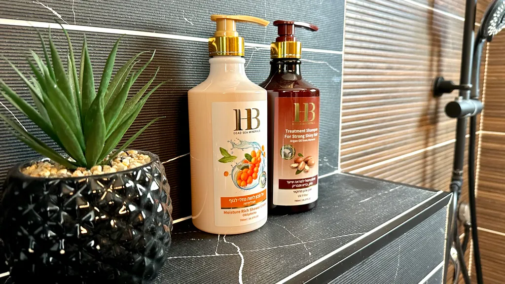 GW945 квартира с балконом с видом на море (Gugel Waves Nahariya)